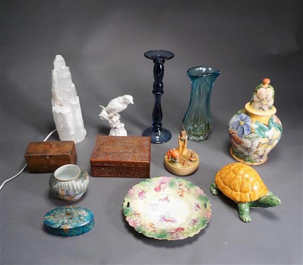 GROUP WITH FIGURINES, GLASS