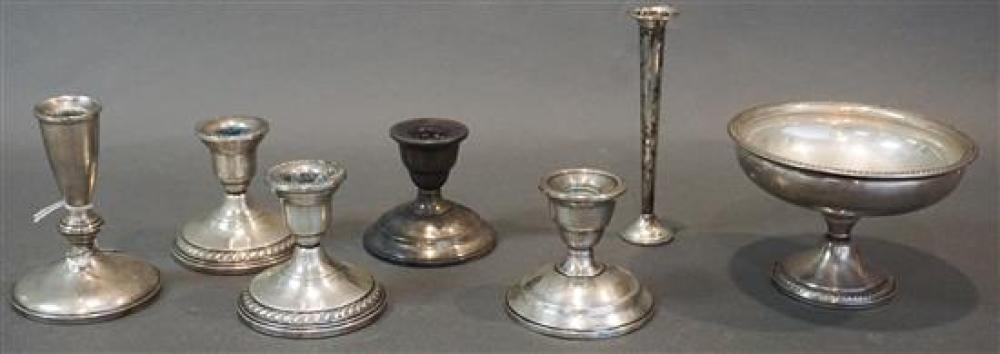 GROUP WITH FIVE AMERICAN WEIGHTED