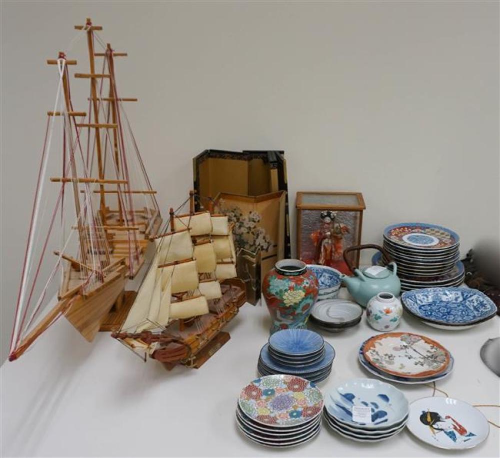 GROUP WITH JAPANESE PORCELAIN