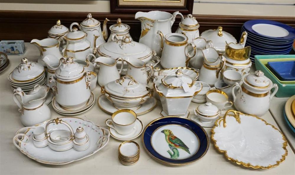 GROUP WITH OLD PARIS AND LIMOGES