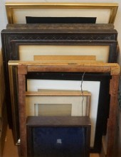 GROUP WITH PICTURE FRAMESGroup