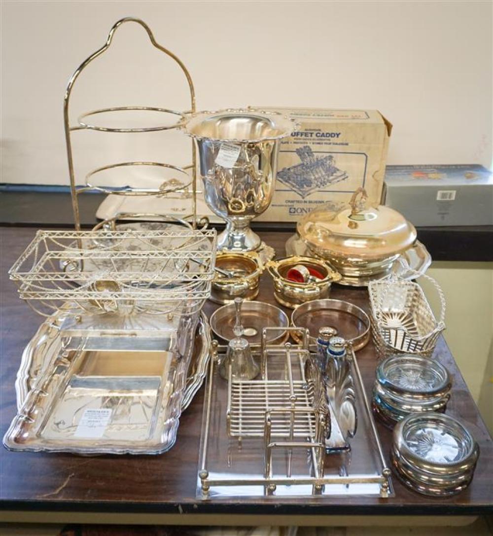 GROUP WITH SILVER PLATE CHAMPAGNE