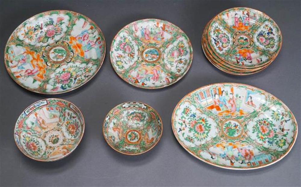 GROUP WITH TEN CHINESE EXPORT