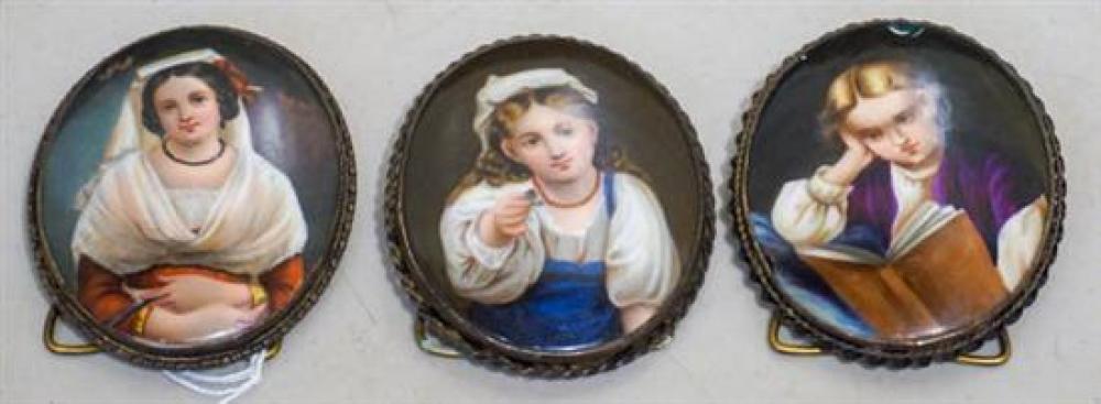 GROUP WITH THREE EUROPEAN PORCELAIN