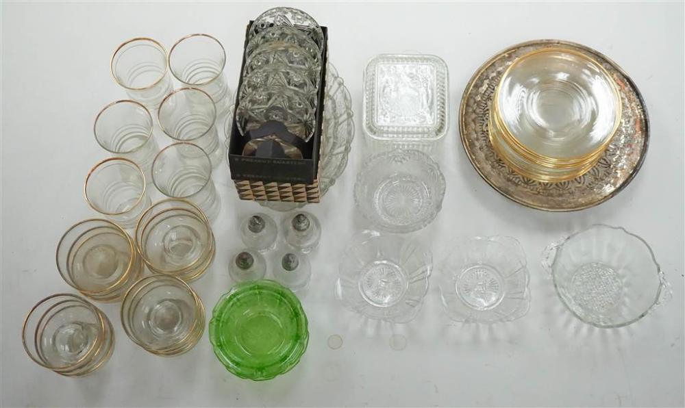 GROUP WITH VINTAGE GLASS, BAR AND