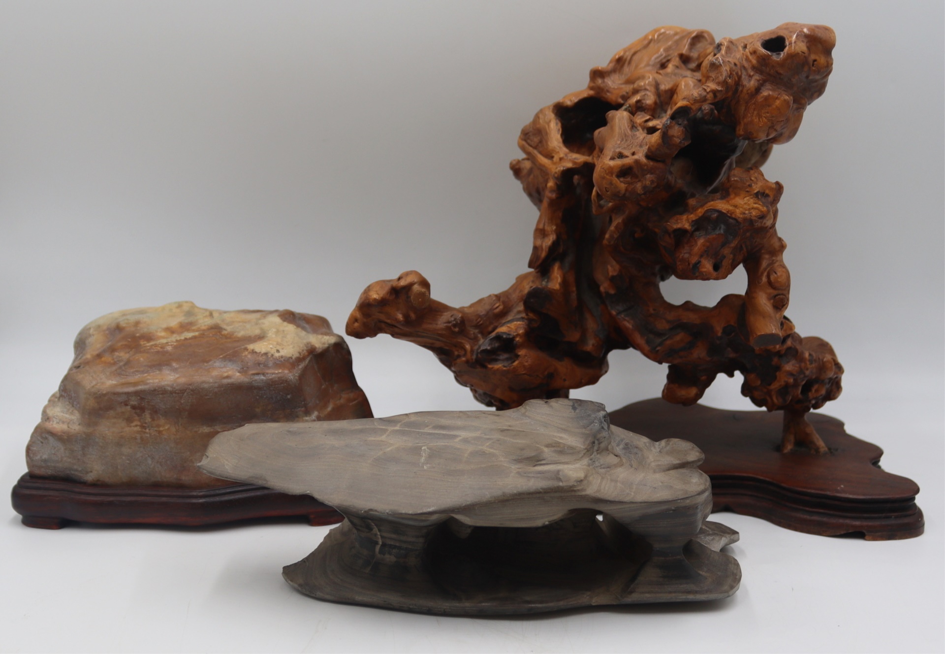 GROUPING OF (3) SCHOLAR'S ITEMS.
