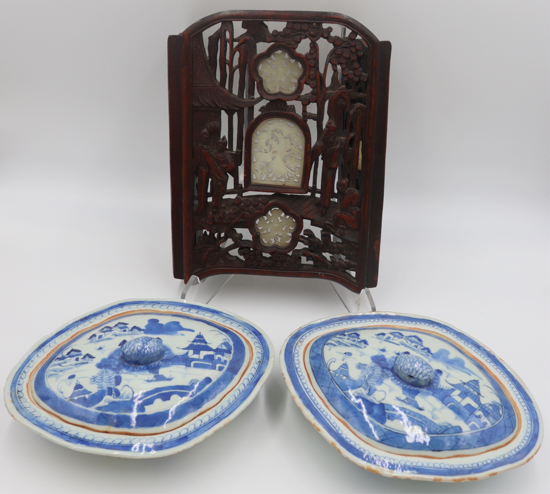 GROUPING OF ASIAN ITEMS. Includes a