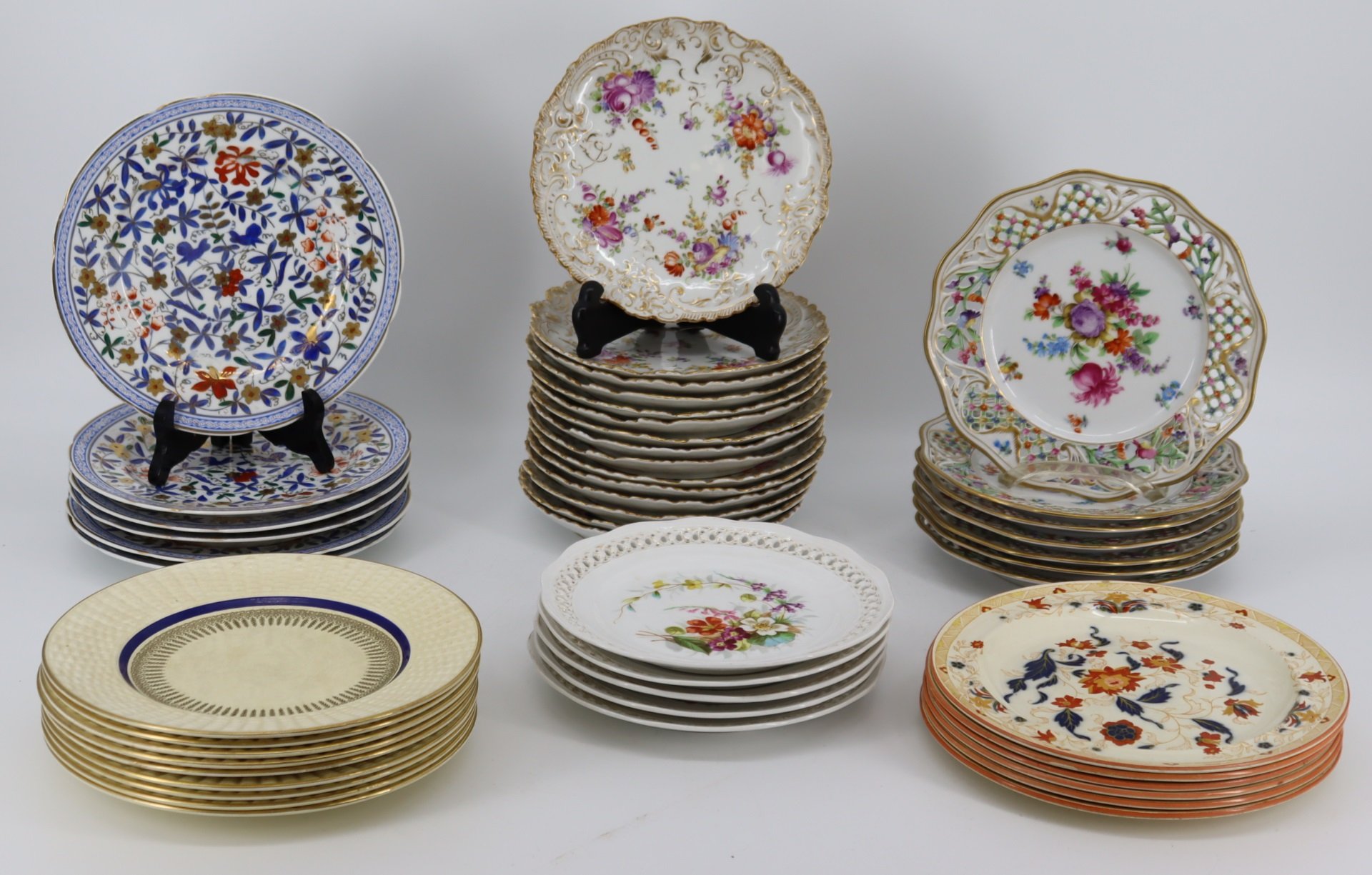 GROUPING OF ASSORTED ENGLISH &