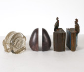 GROUPING OF BOOKENDS<br>Pair o
