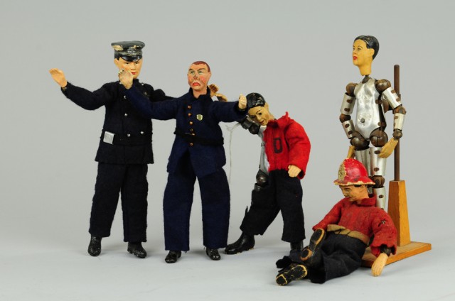 GROUPING OF BOUCHER FIGURES