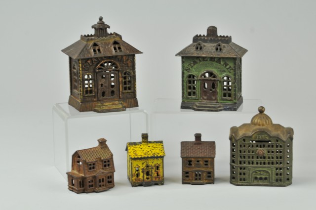 GROUPING OF BUILDING STILL BANKS