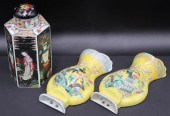 GROUPING OF CHINESE PORCELAINS