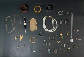 GROUPING OF COSTUME JEWELRY AN