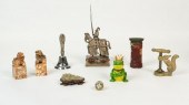 GROUPING OF DECORATIVE ACCESSO
