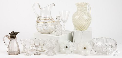 GROUPING OF GLASSWAREGrouping of