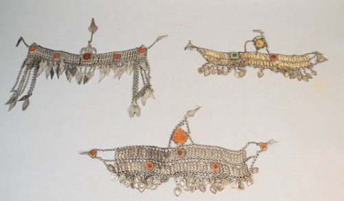 GROUPING OF HEAD JEWELRYLot
