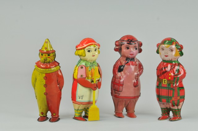 GROUPING OF LINDSTROM WOBBLERS