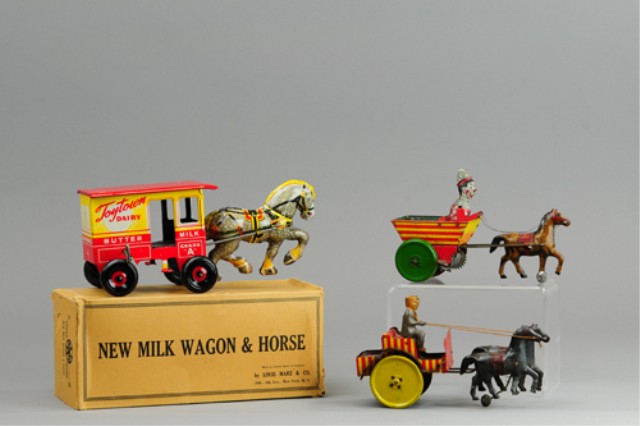 GROUPING OF MARX HORSE DRAWN WAGONS