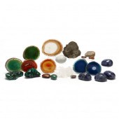 GROUPING OF MINERAL SPECIMENS