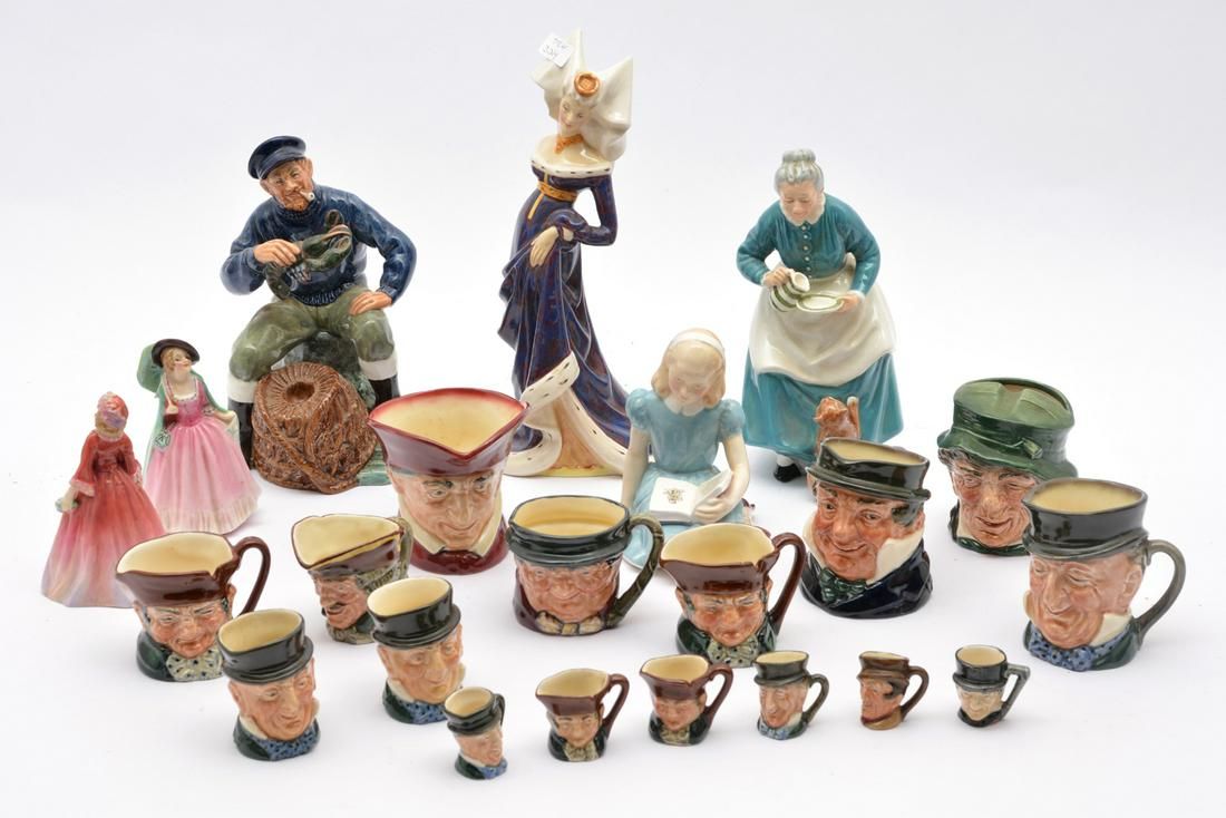GROUPING OF ROYAL DOULTON