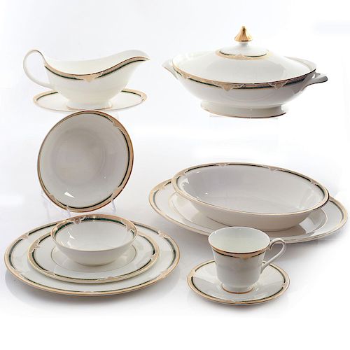 GROUPING OF ROYAL DOULTON FORSYTH