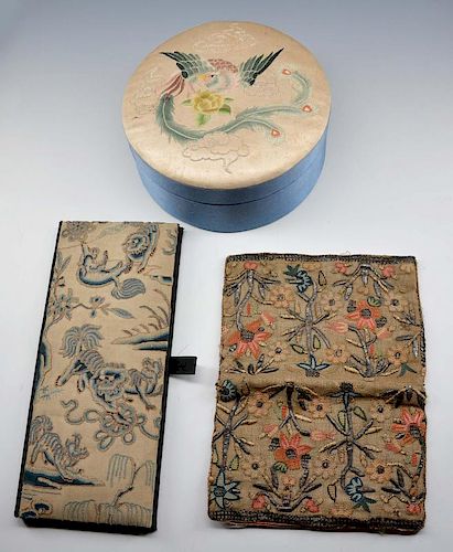 GROUPING OF THREE CHINESE