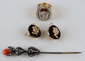 GROUPING OF THREE GOLD ITEMS 1