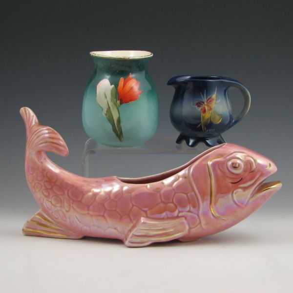 Grouping of three pieces