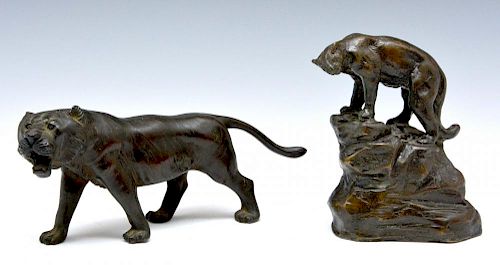 GROUPING OF TWO BRONZES.Grouping of