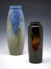 GROUPING OF TWO VASES, ONE LOU