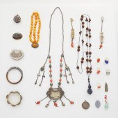 GRP: 18 PIECES CHINESE JEWELRY