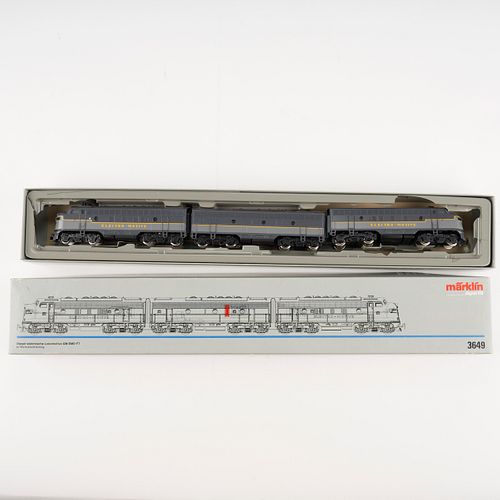 GRP: 2 MARKLIN DIGITAL HO SCALE