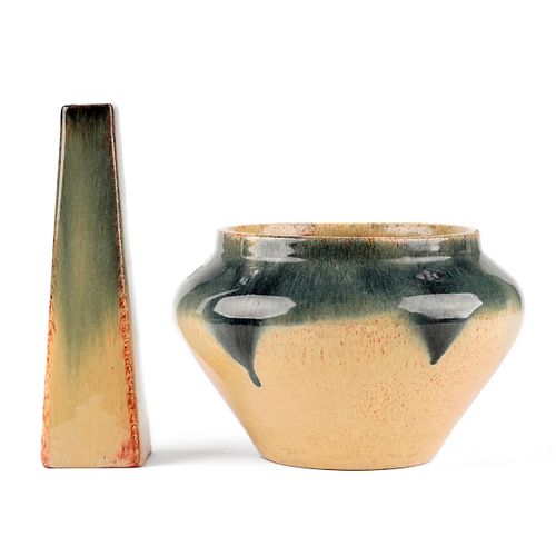 GRP: 2 MUNCIE POTTERY 1920S INDIANA