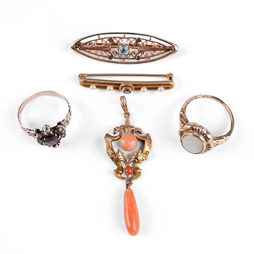 GRP: 5 GOLD JEWELRY - PINS RINGS