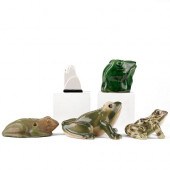 GRP: 5 OLD ART POTTERY FROGS R