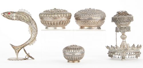 GRP: 5 SILVER PCS SPICE TOWERS
