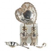 GRP: 5 STERLING SILVER ITEMSGr