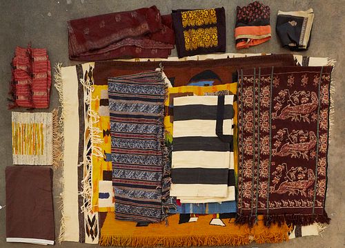 GRP: TAPESTRIES & WOVEN RUGSLarge
