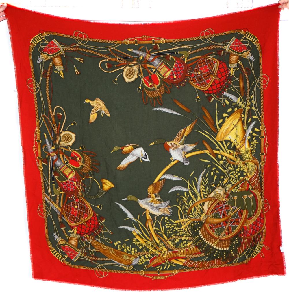 GUCCI DUCK PRINT WOOL/SILK