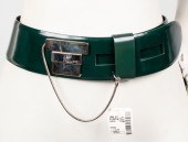 GUCCI PATENT LEATHER CHAIN LOC