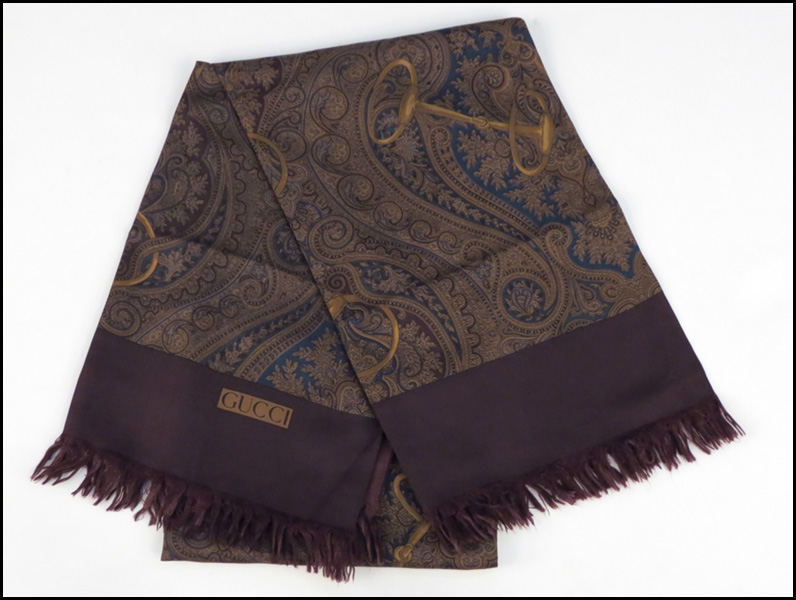 GUCCI SILK AND WOOL SCARF. 58'' x
