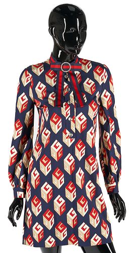 GUCCI VISCOSE LOGO MINI