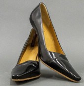 GUCCI WOMEN'S BLACK LEATHER PU