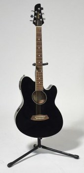 GUITAR MADE BY IBANEZGuitar ma