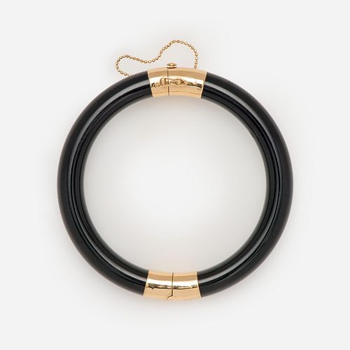 GUMPS BLACK JADE HINGED BANGLE