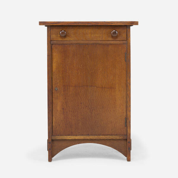 Gustav Stickley. Smoker's
