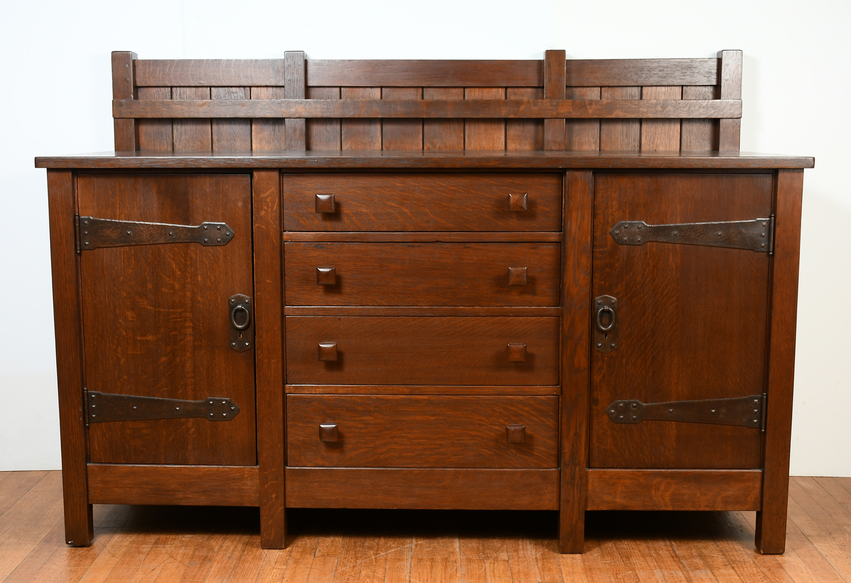 GUSTAVE STICKLEY 8 LEG OAK