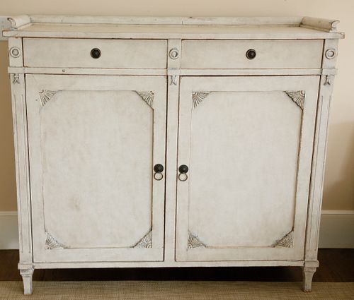 GUSTAVIAN STYLE BEIGE LIME WASHED