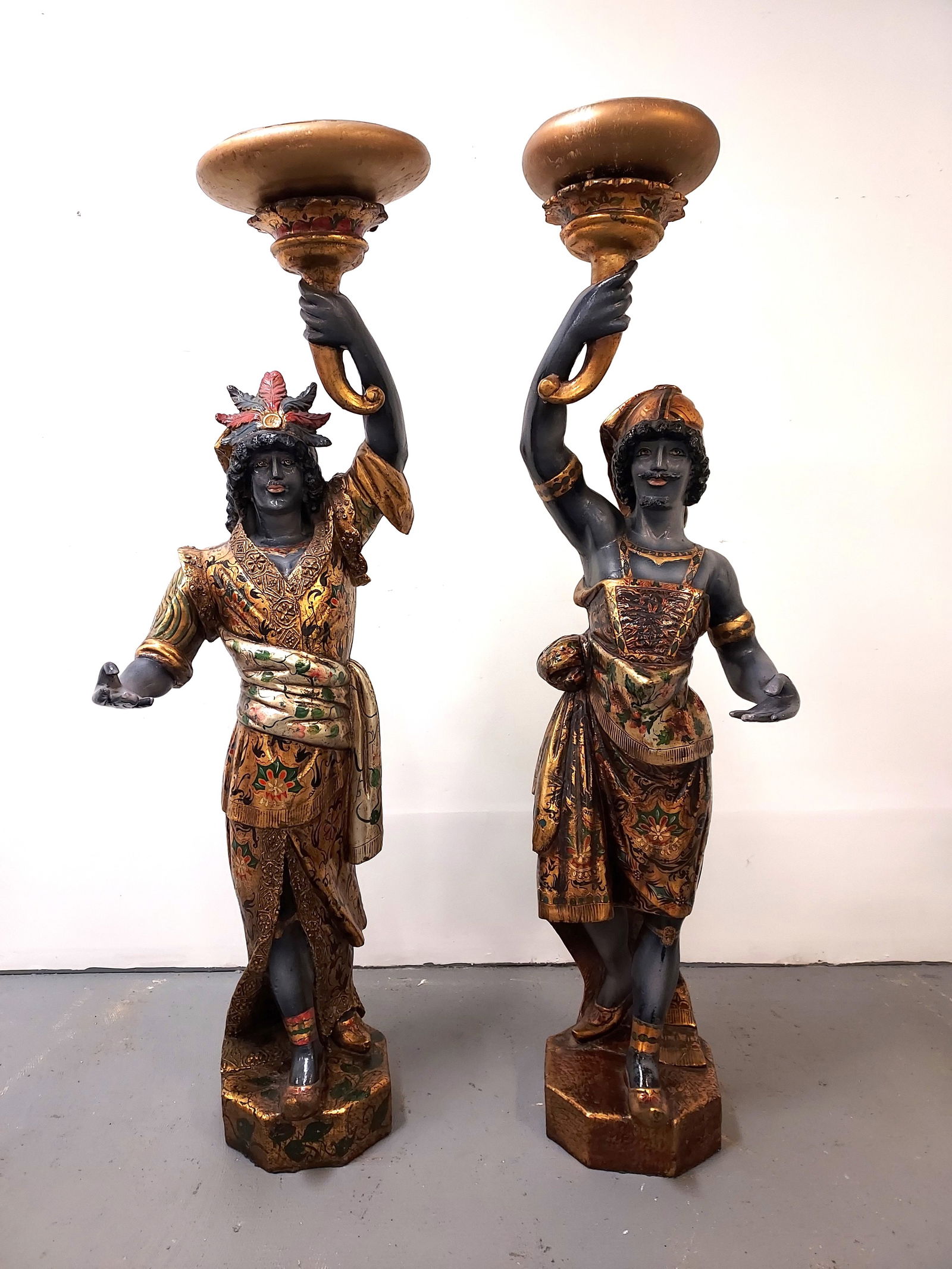 H1 PR LIFESIZE FIBERGLASS