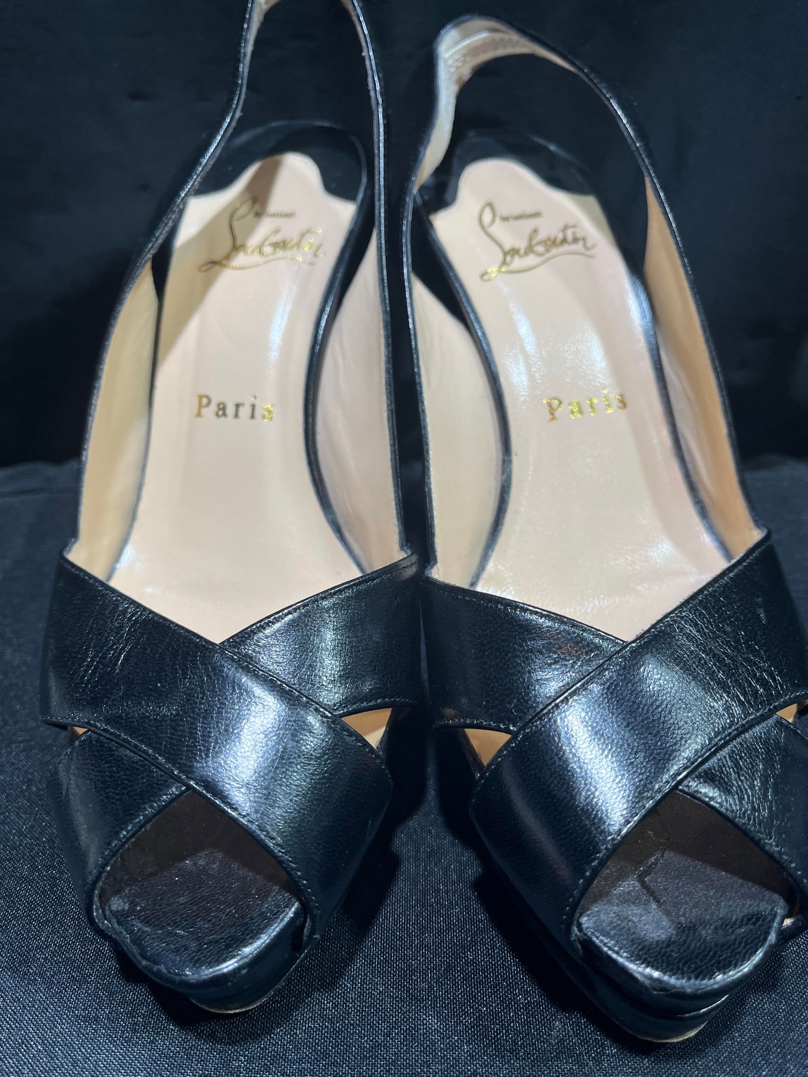 H1171 CHRISTIAN LOUBOUTIN BLACK